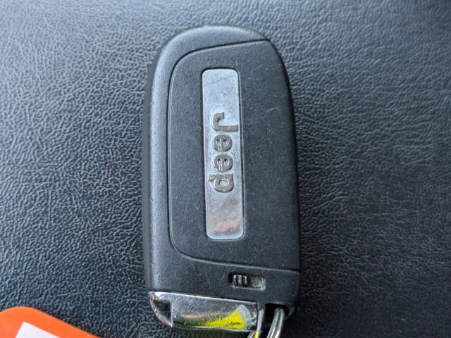 Used 2018 Jeep Compass Latitude w/ Popular Equipment Group image 35