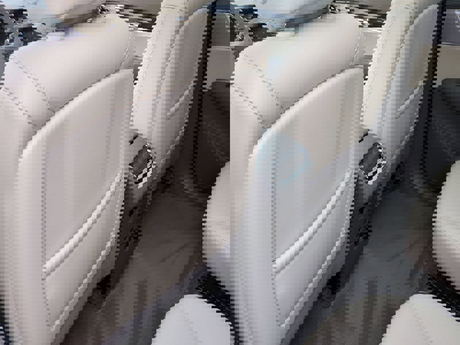 Used 2022 Cadillac XT6 Premium Luxury image 18