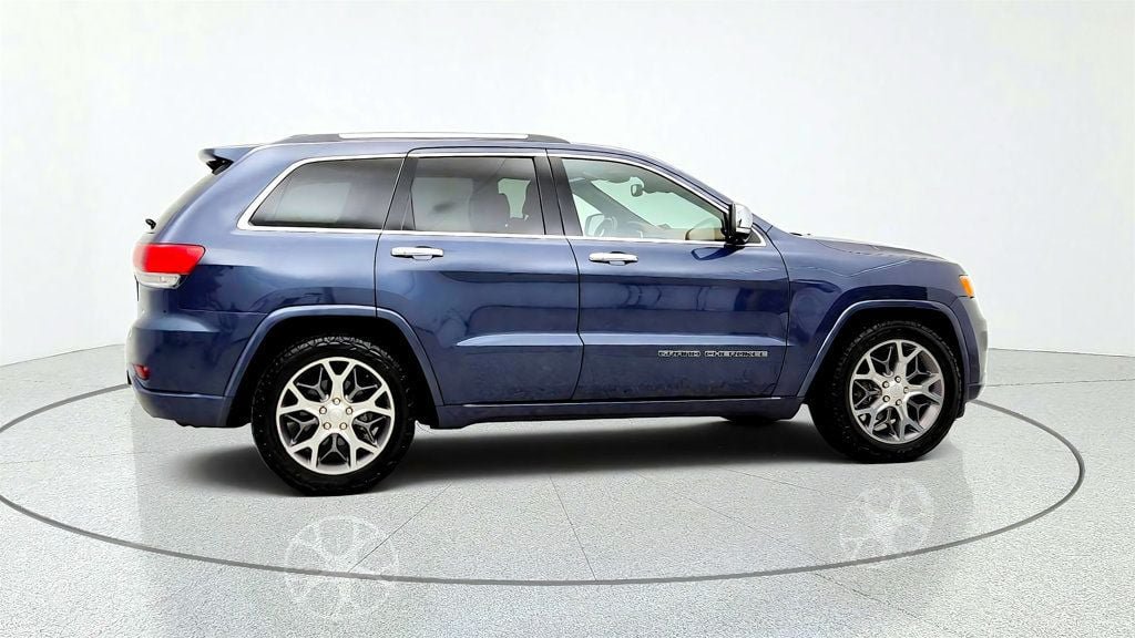 Used 2020 Jeep Grand Cherokee Overland AWD/4WD image 4
