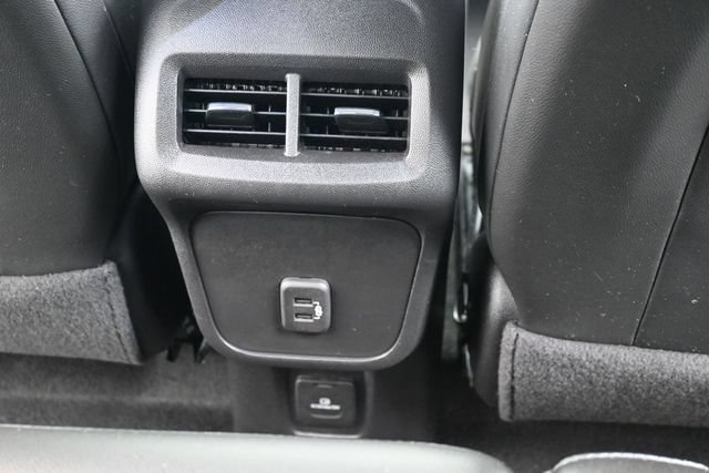 Used 2022 Chevrolet Equinox Premier FWD image 34