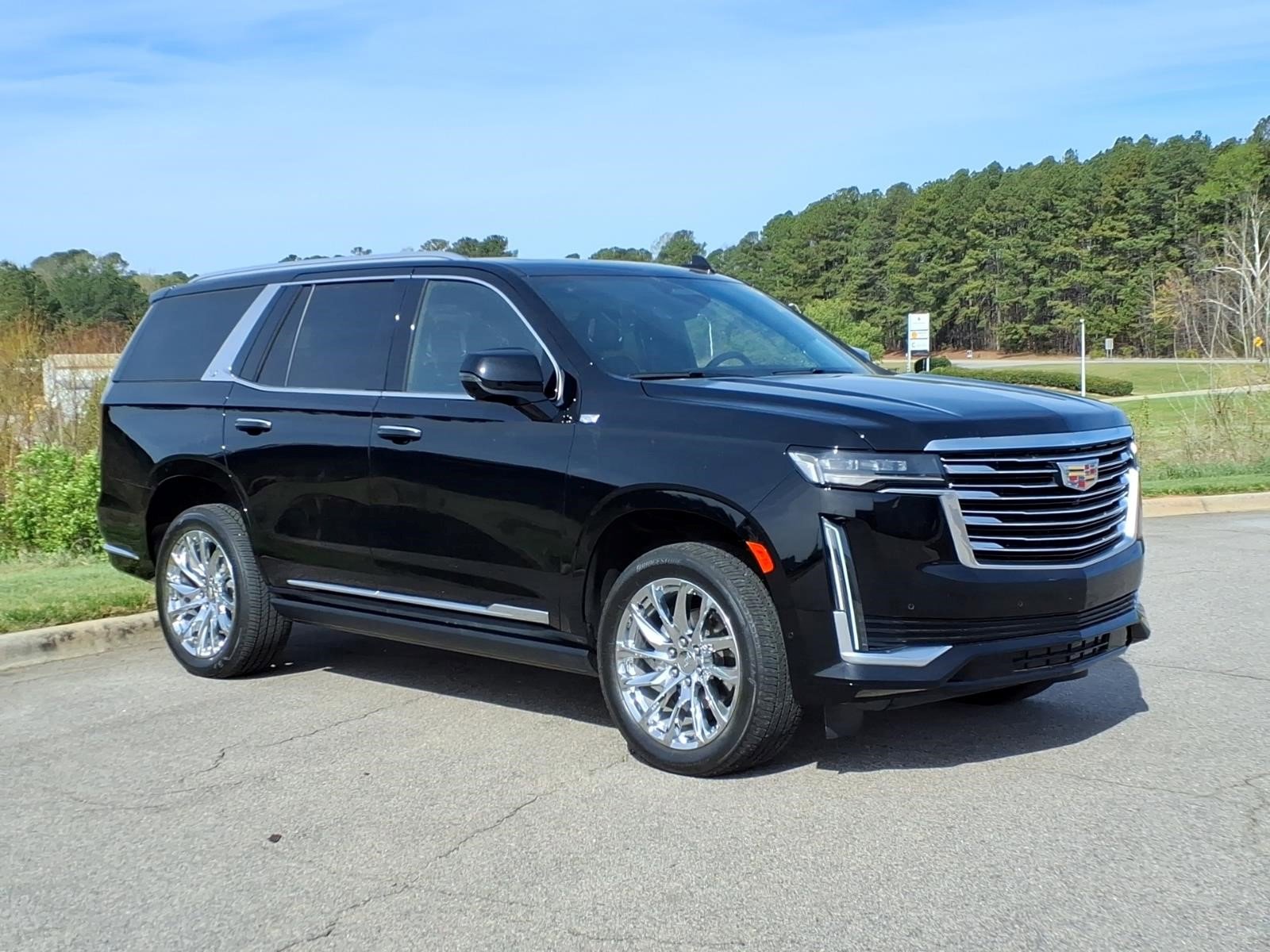 Certified 2024 Cadillac Escalade Premium Luxury Platinum w/ LPO, Floor Liner Package AWD/4WD image 1
