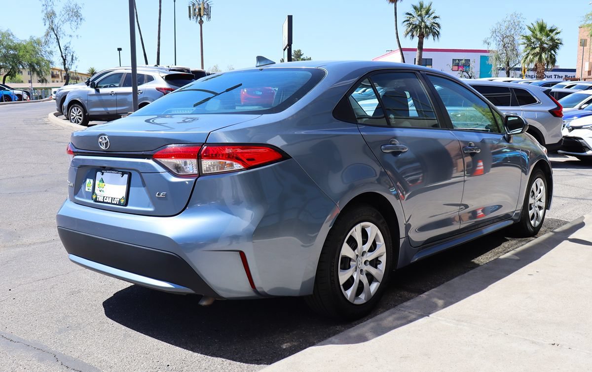 Used 2022 Toyota Corolla LE FWD image 13