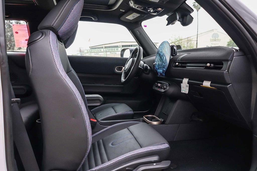 New 2026 MINI Cooper 2-Door Hardtop image 17