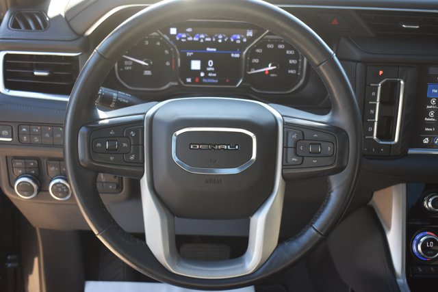 Used 2021 GMC Yukon Denali w/ Denali Ultimate Package AWD/4WD image 22