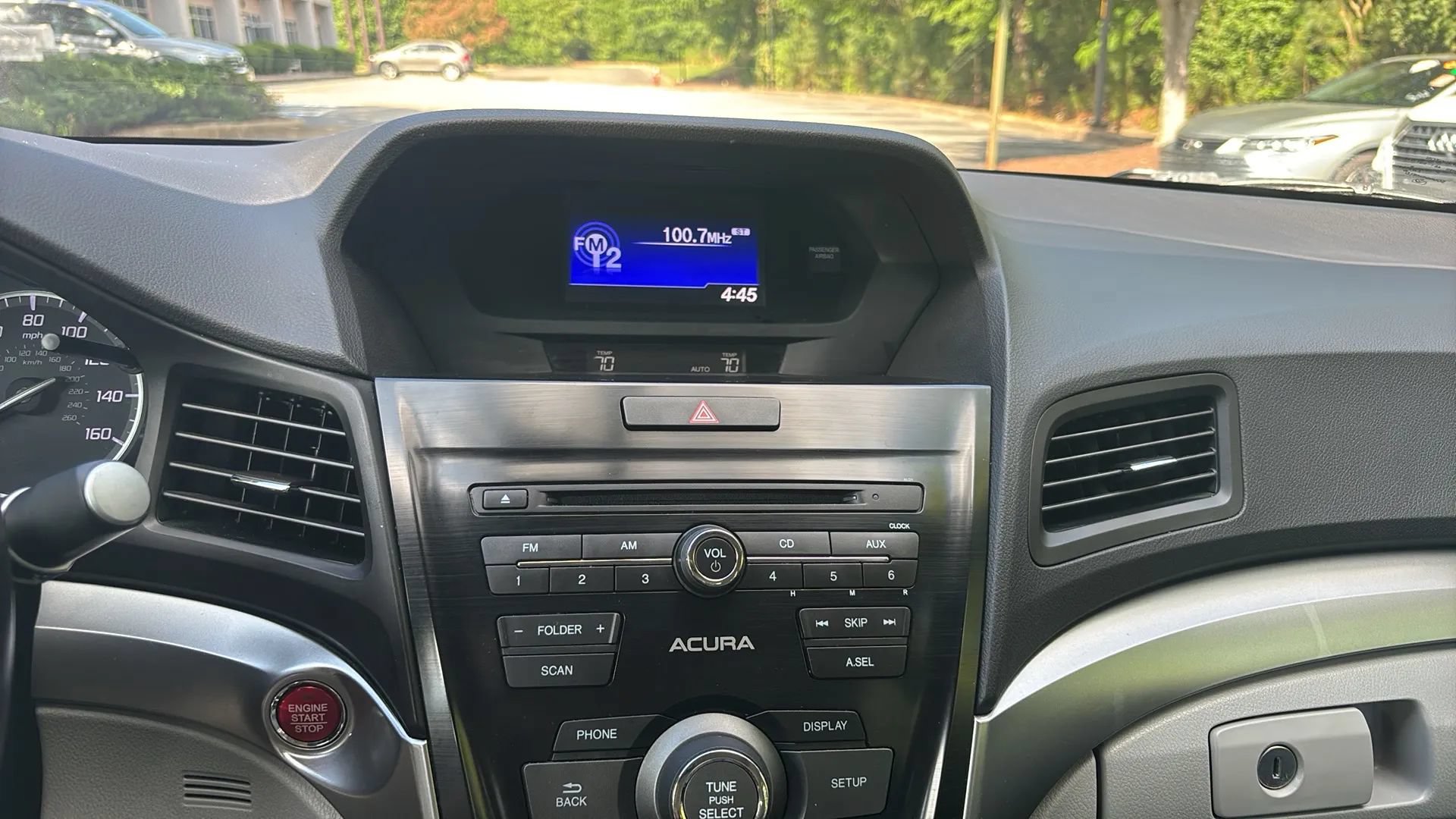 Used 2017 Acura ILX FWD image 10