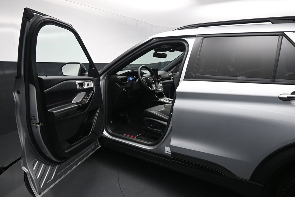 Used 2023 Ford Explorer ST w/ Equipment Group 401A AWD/4WD image 8