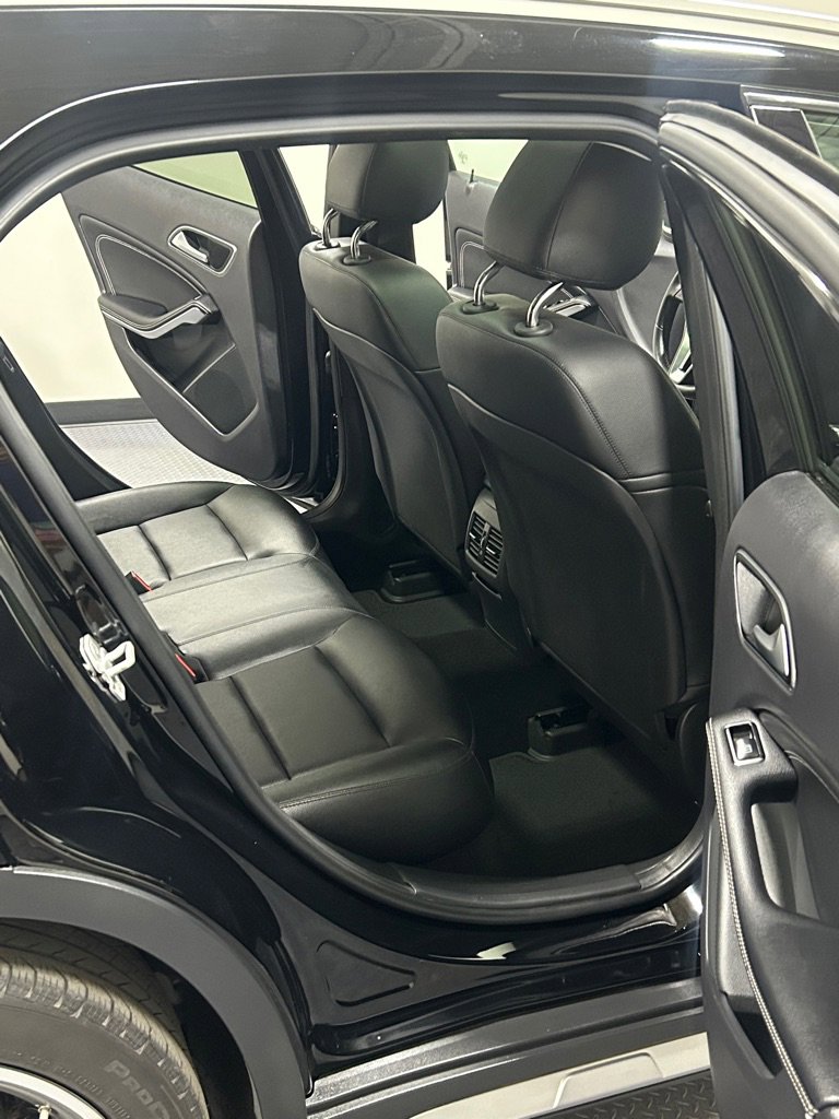 Used 2015 Mercedes-Benz GLA 250 4MATIC image 10