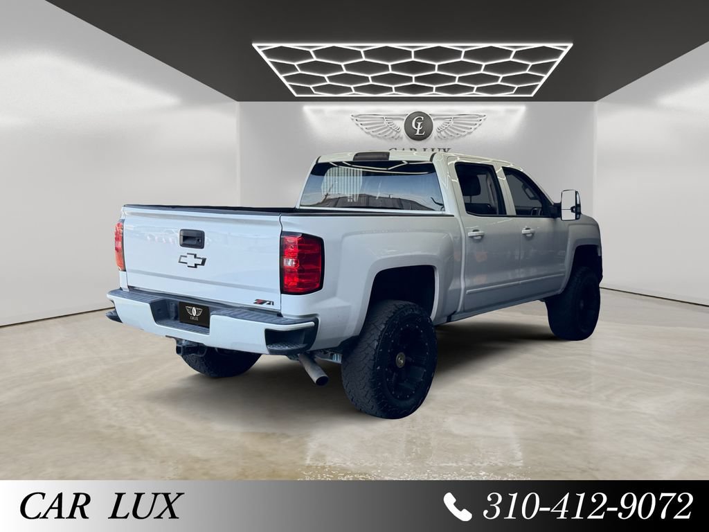 Used 2018 Chevrolet Silverado 1500 LT w/ All Star Edition AWD/4WD image 5