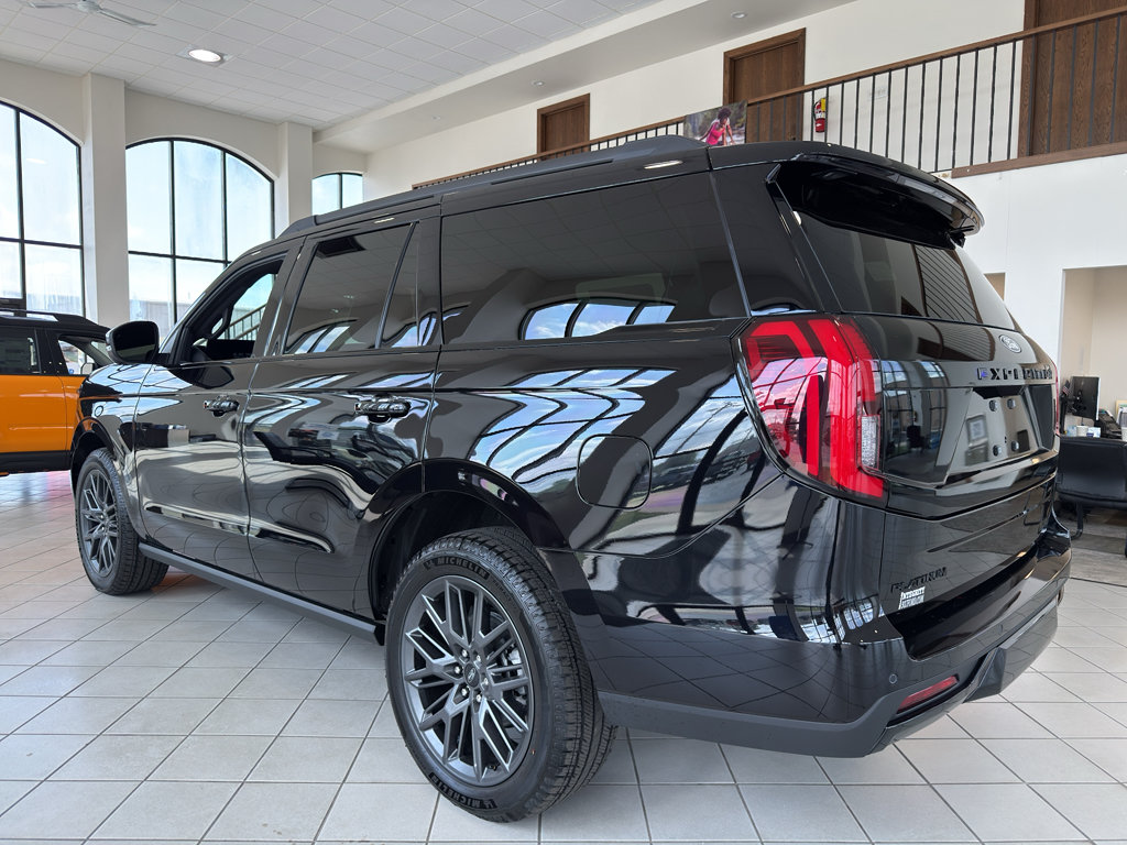 New 2027 Ford Expedition Platinum w/ Stealth Appearance Package AWD/4WD image 5