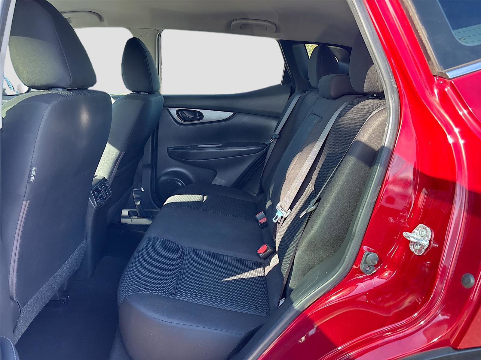 Used 2017 Nissan Rogue Sport S w/ S Appearance Package image 24