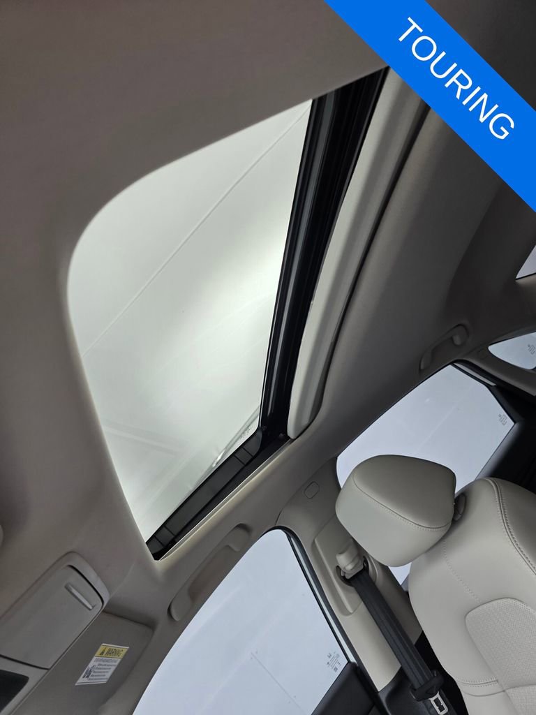 Used 2024 Honda Civic Touring image 12