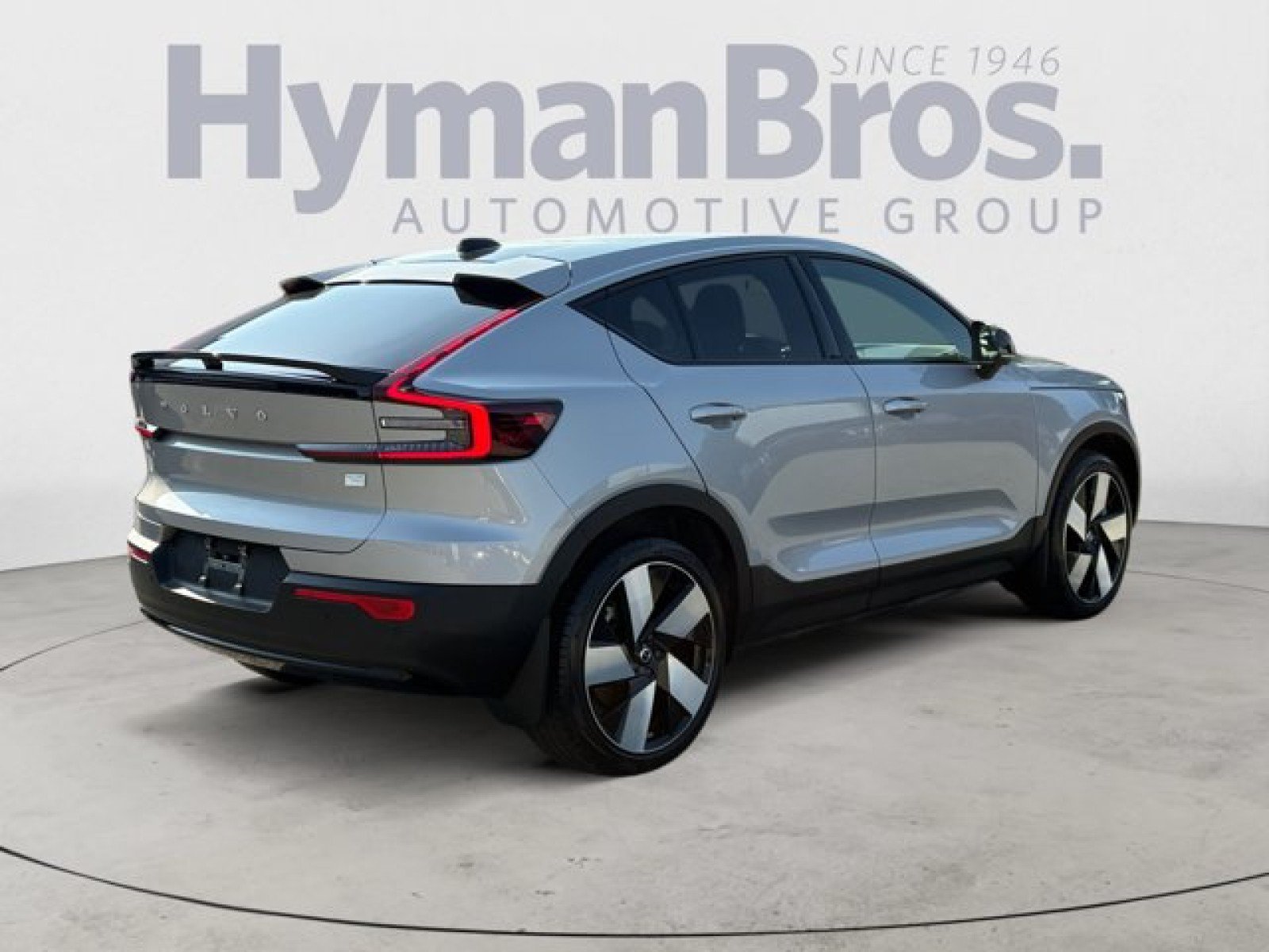 Used 2024 Volvo C40 P8 Recharge Ultimate w/ Protection Package Premier AWD/4WD image 3