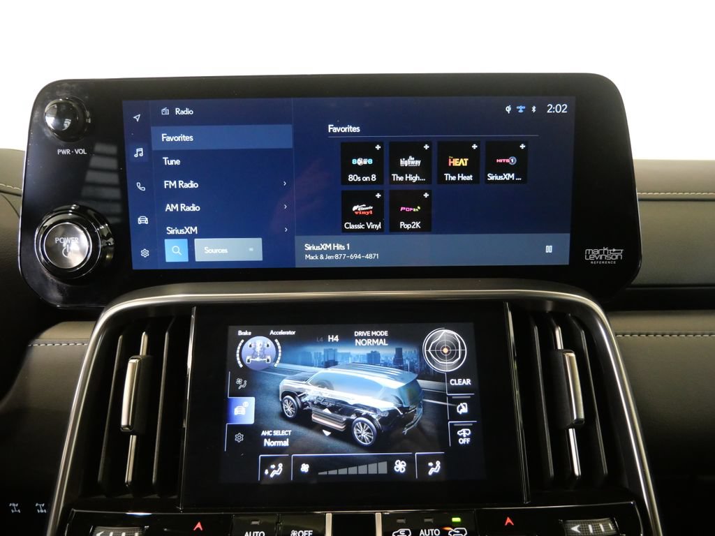 Certified 2025 Lexus LX 700h Overtrail AWD/4WD image 22