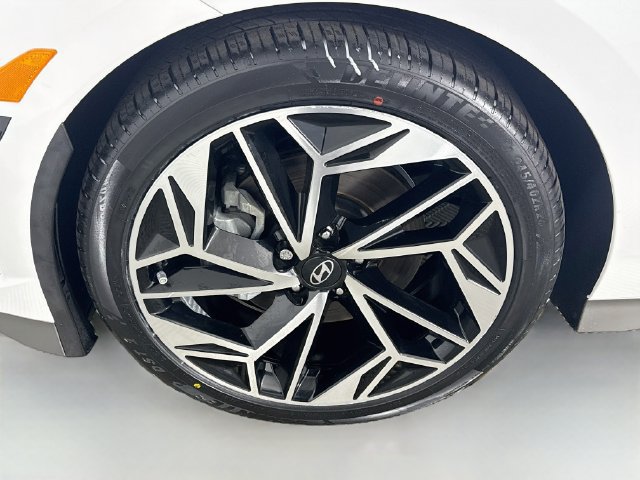 Used 2023 Hyundai Ioniq 6 SEL RWD image 37