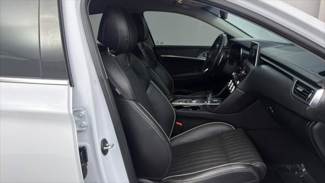 Used 2019 Genesis G70 3.3T Advanced RWD image 19