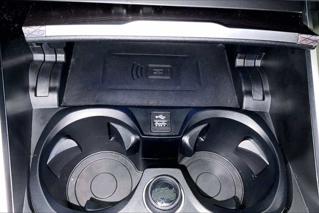 Used 2024 BMW M3 Competition w/ Executive Package image 33