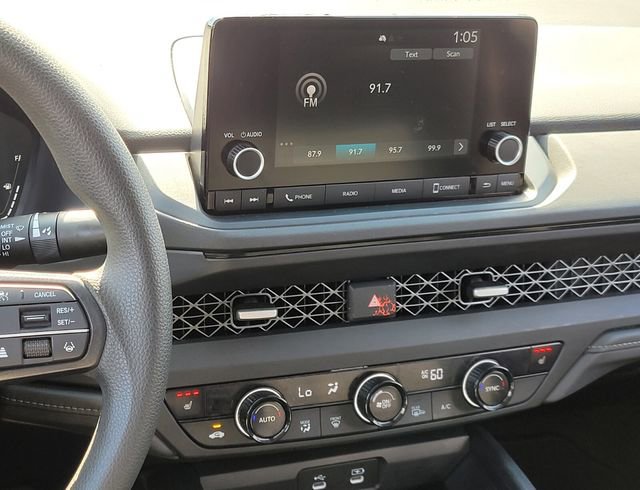 Certified 2023 Honda Accord EX image 25