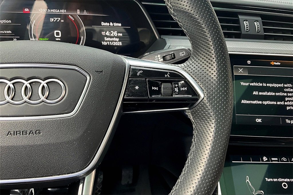 Used 2022 Audi e-tron S Premium Plus w/ 21" Black Optic Package image 12