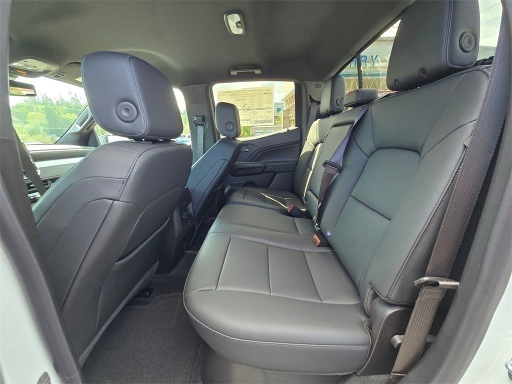 New 2025 Chevrolet Colorado LT w/ LT Convenience Package image 4