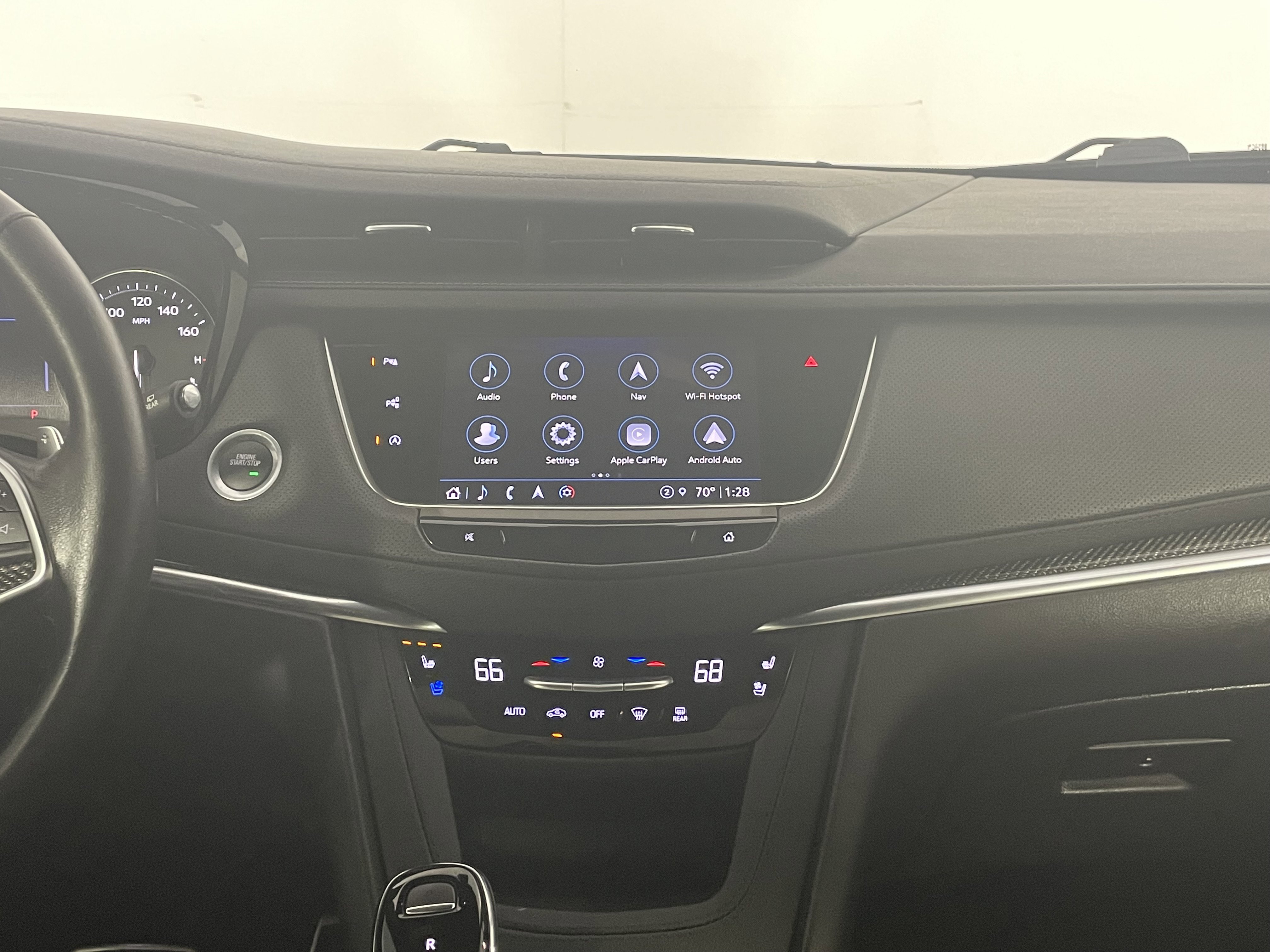 Used 2023 Cadillac XT5 Sportv w/ Technology Package AWD/4WD image 17