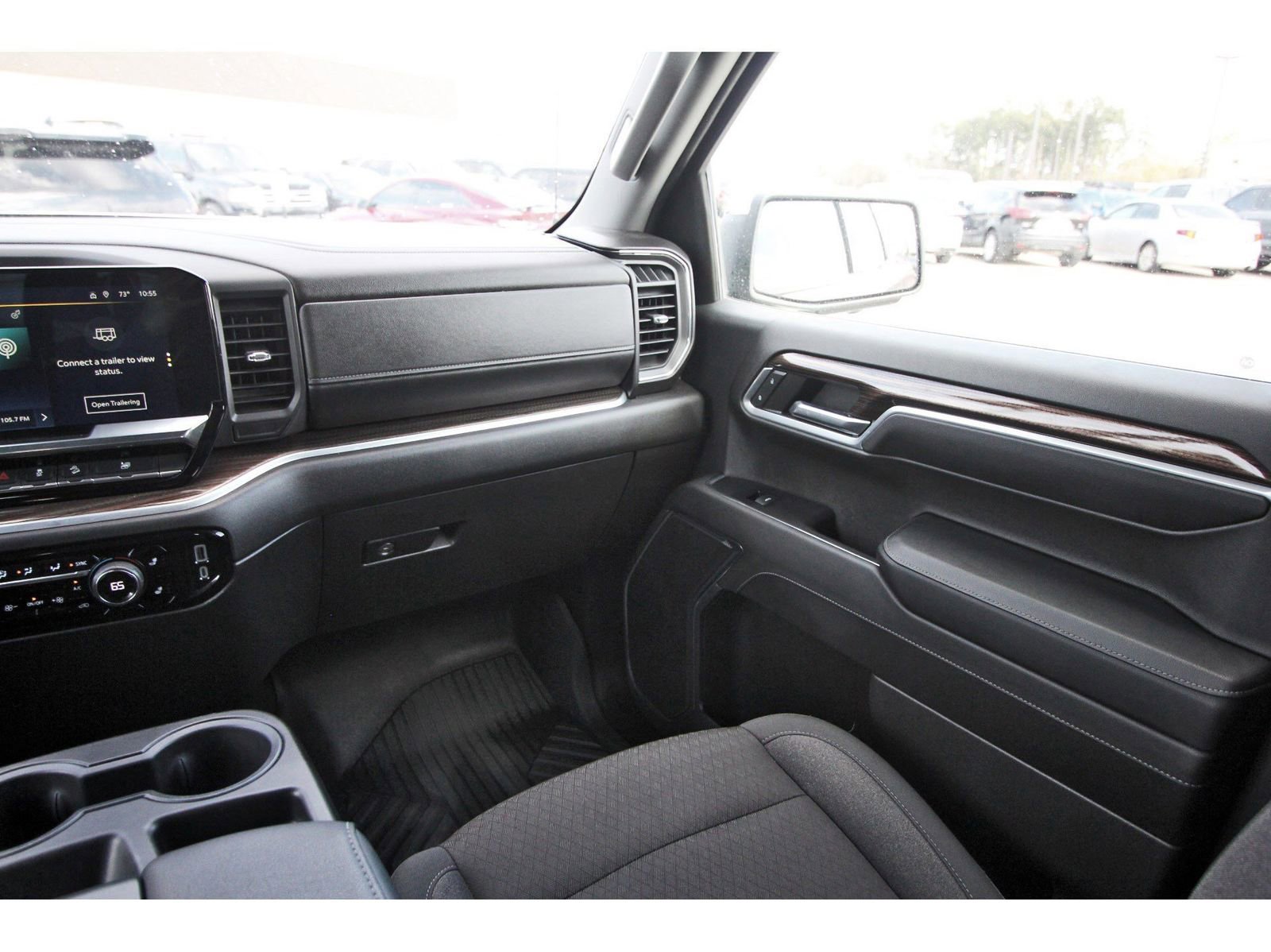 Used 2024 Chevrolet Silverado 1500 LT w/ Z71 Off-Road Package image 13