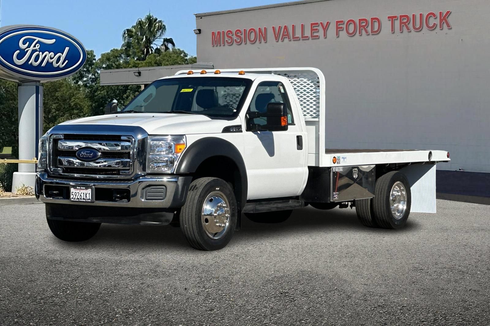 Used 2014 Ford F550 2WD Regular Cab Super Duty image 8