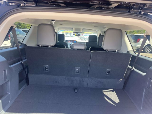 New 2027 Ford Expedition Max Active RWD image 8
