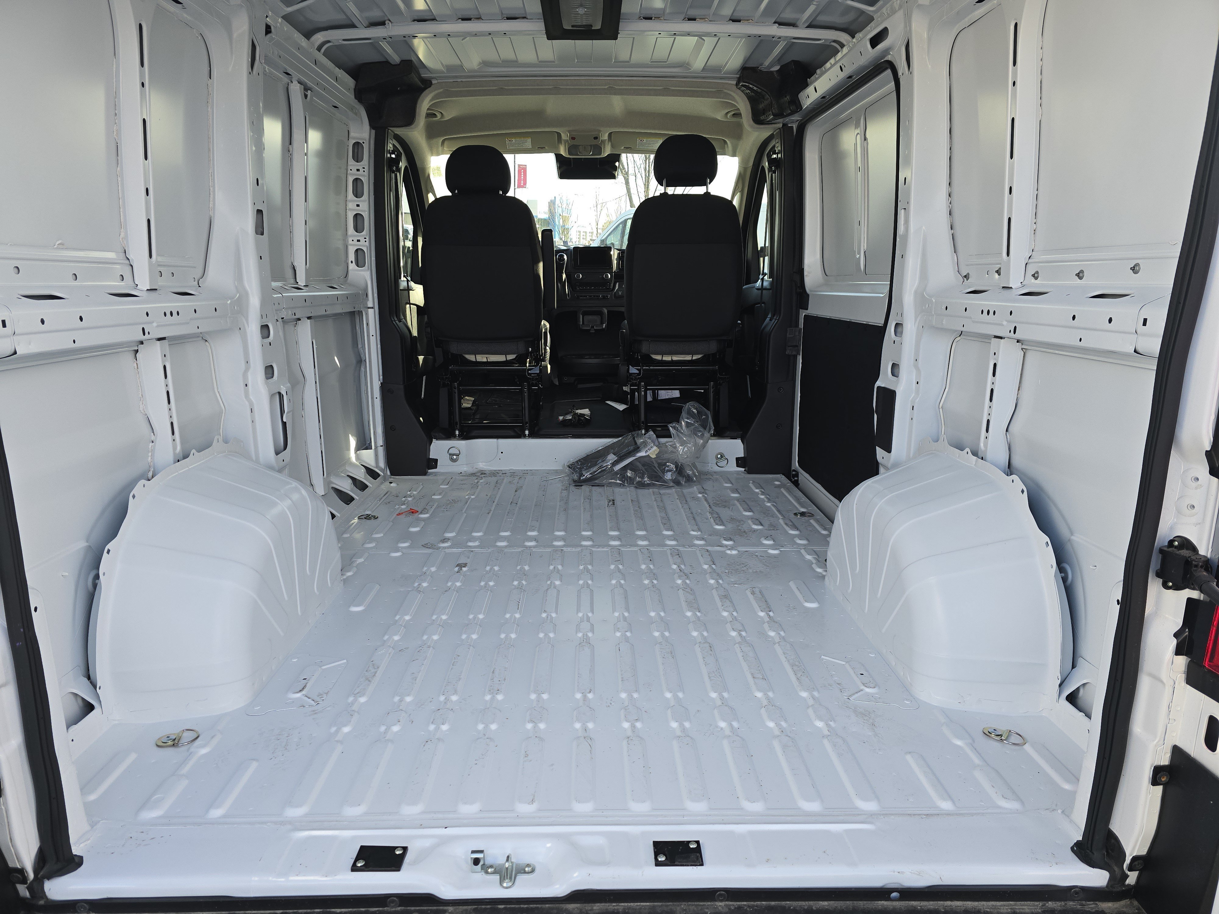 New 2026 RAM ProMaster 1500 w/ Convenience Group FWD image 19