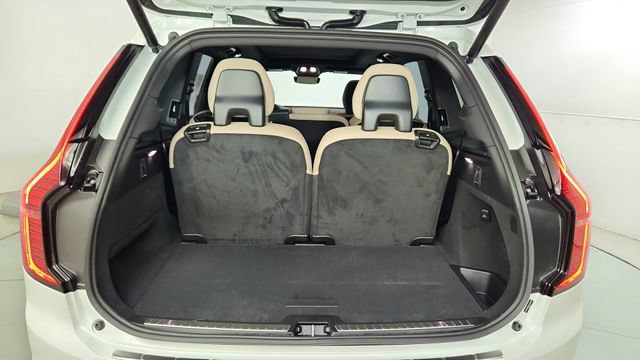 New 2026 Volvo XC90 T8 Plus w/ Protection Package Premier AWD/4WD image 42