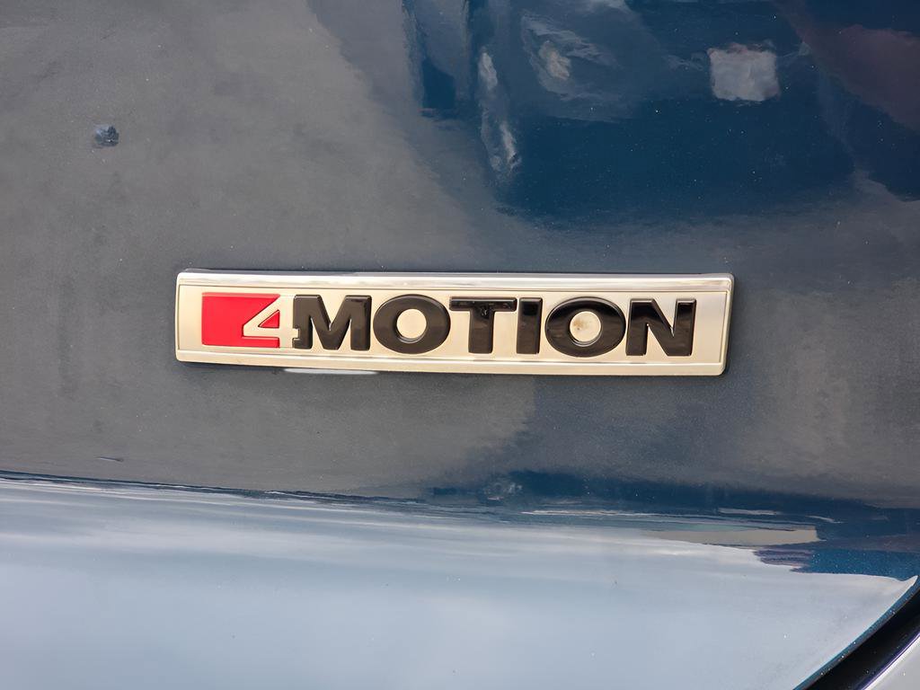 Used 2020 Volkswagen Atlas Cross Sport SE w/ Panoramic Sunroof Package image 12