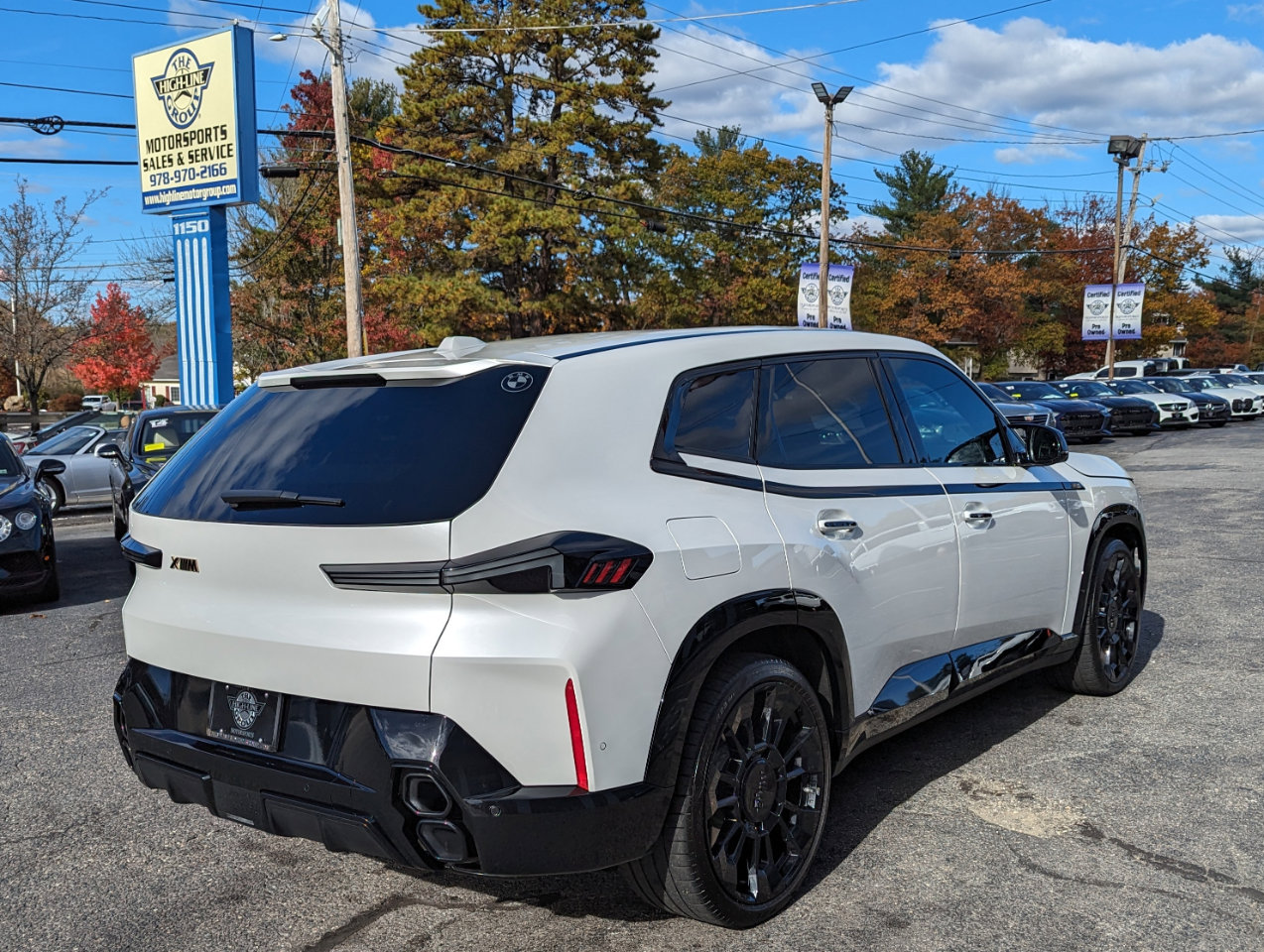 Used 2025 BMW XM Sports Activity Vehicle image 8