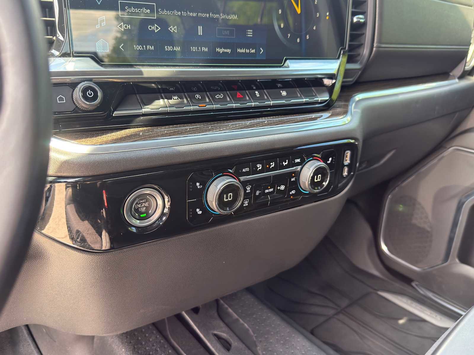 Used 2022 Chevrolet Silverado 1500 LT image 11