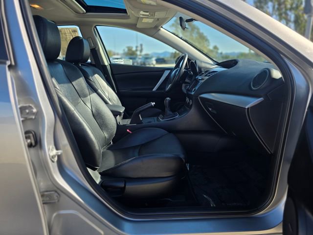 Used 2013 MAZDA MAZDA3 i Grand Touring w/ Tech Pkg image 8