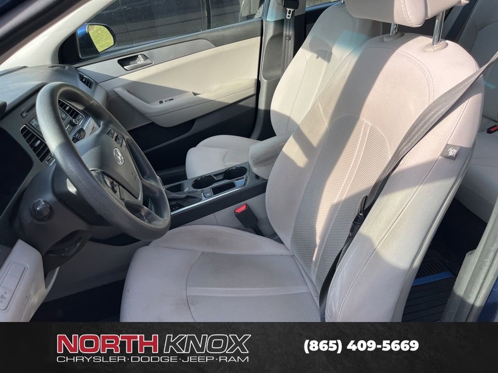 Used 2017 Hyundai Sonata SE FWD image 7