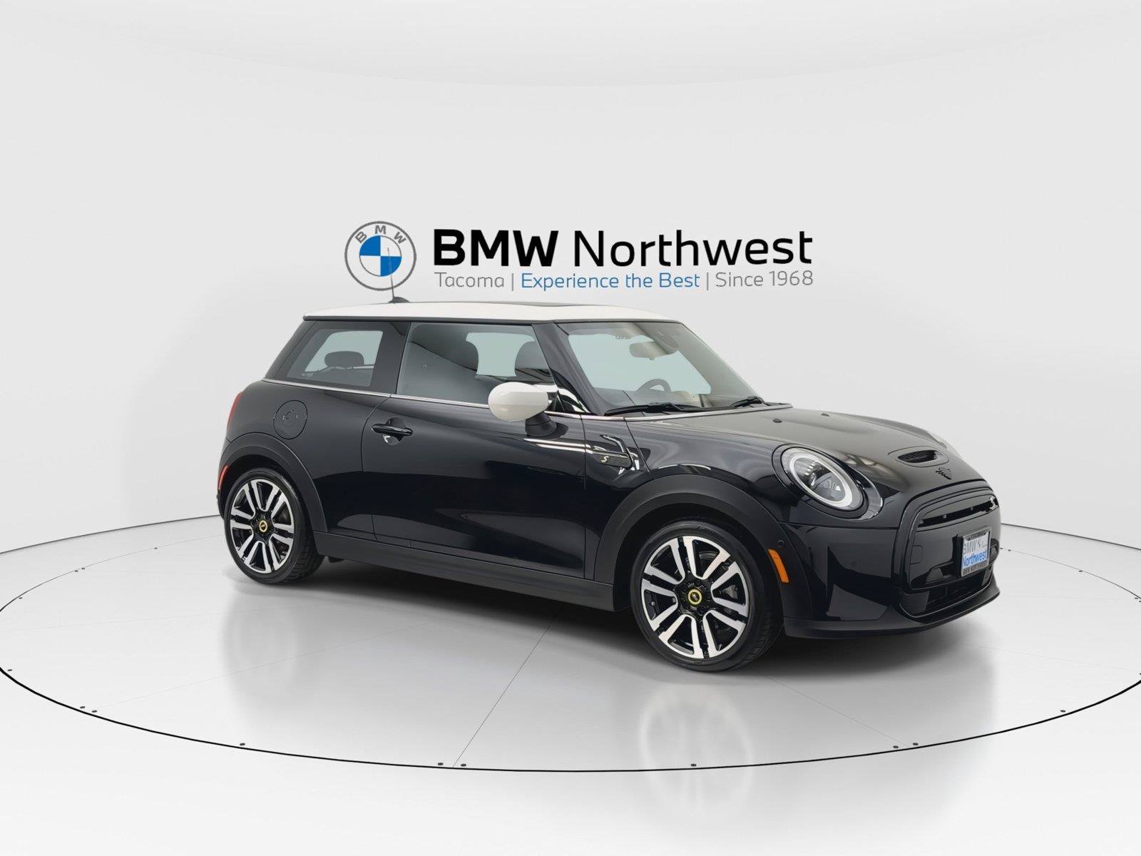Used 2023 MINI Cooper SE FWD image 6