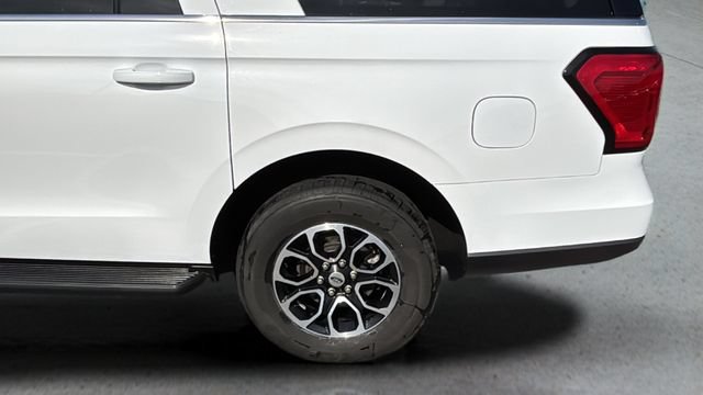 Used 2024 Ford Expedition Max XLT AWD/4WD image 32