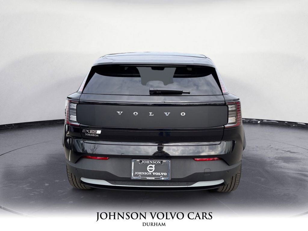 New 2026 Volvo EX30 Cross Country Ultra image 4