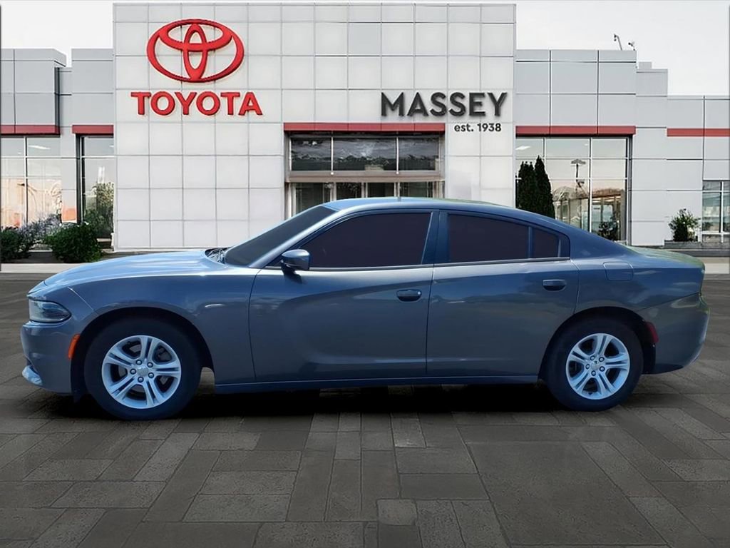 Used 2018 Dodge Charger SXT RWD image 6