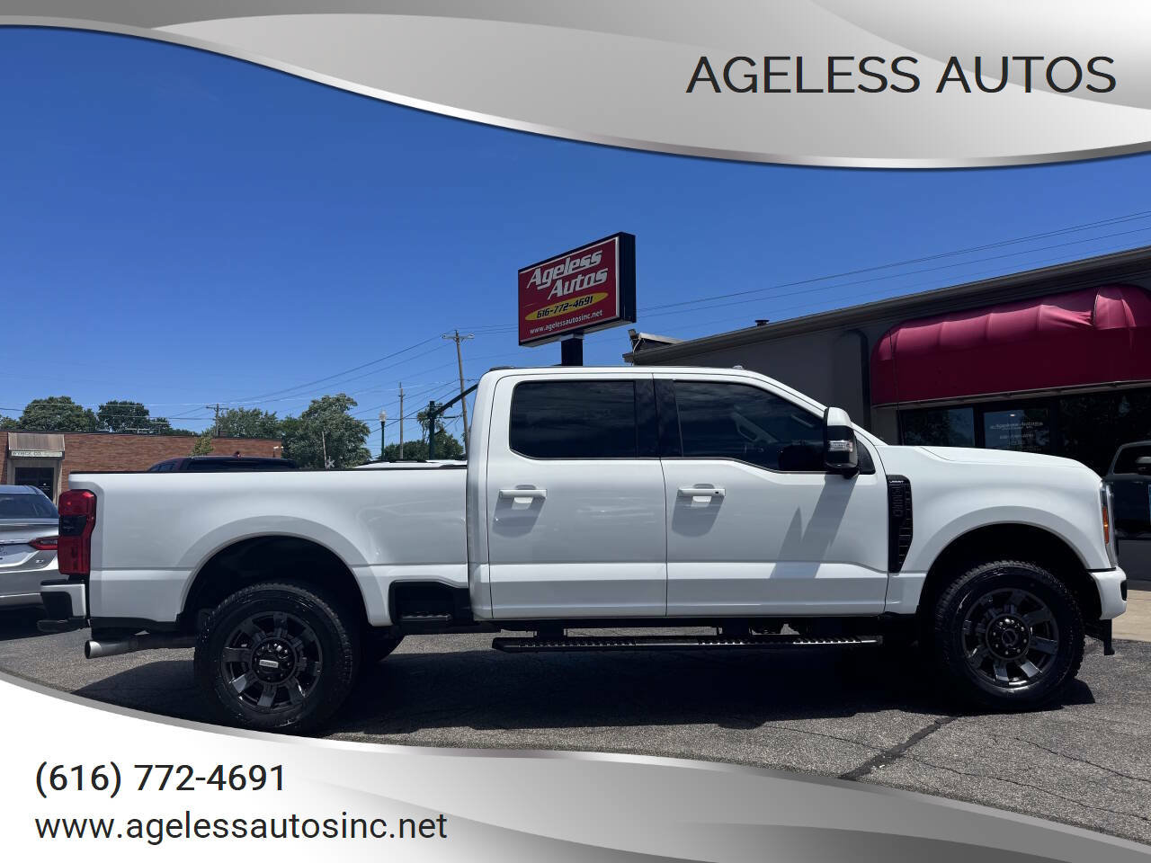Used 2023 Ford F250 Lariat w/ Sport Appearance Package AWD/4WD image 1