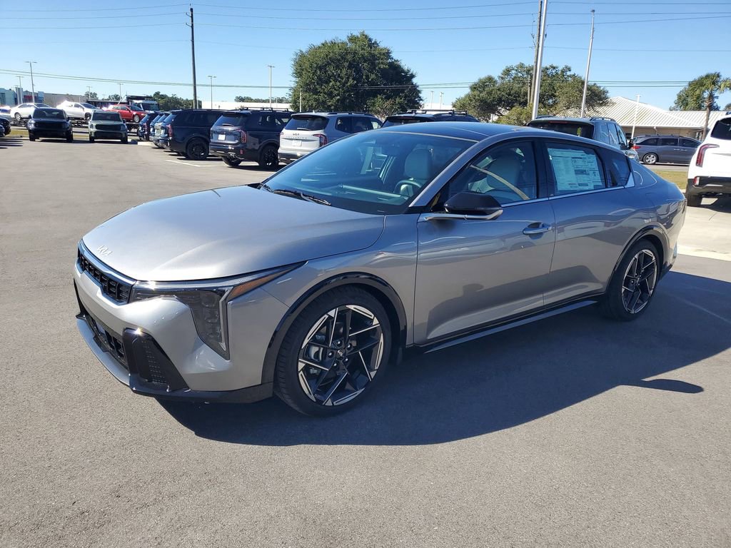 New 2025 Kia K4 GT-Line w/ GT-Line Premium Package image 2