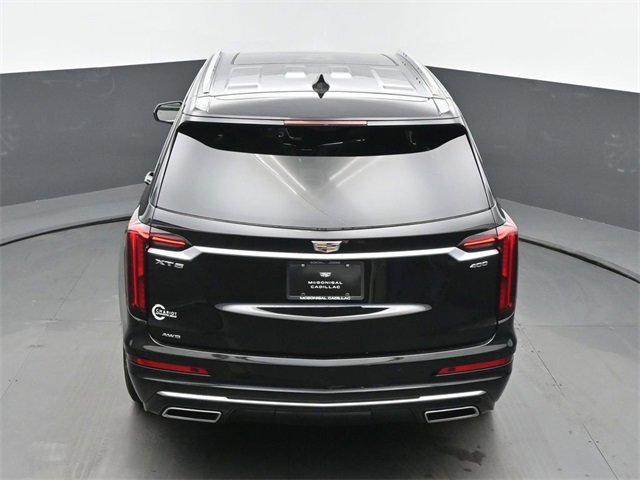 Used 2025 Cadillac XT6 Premium Luxury w/ Platinum Package image 44