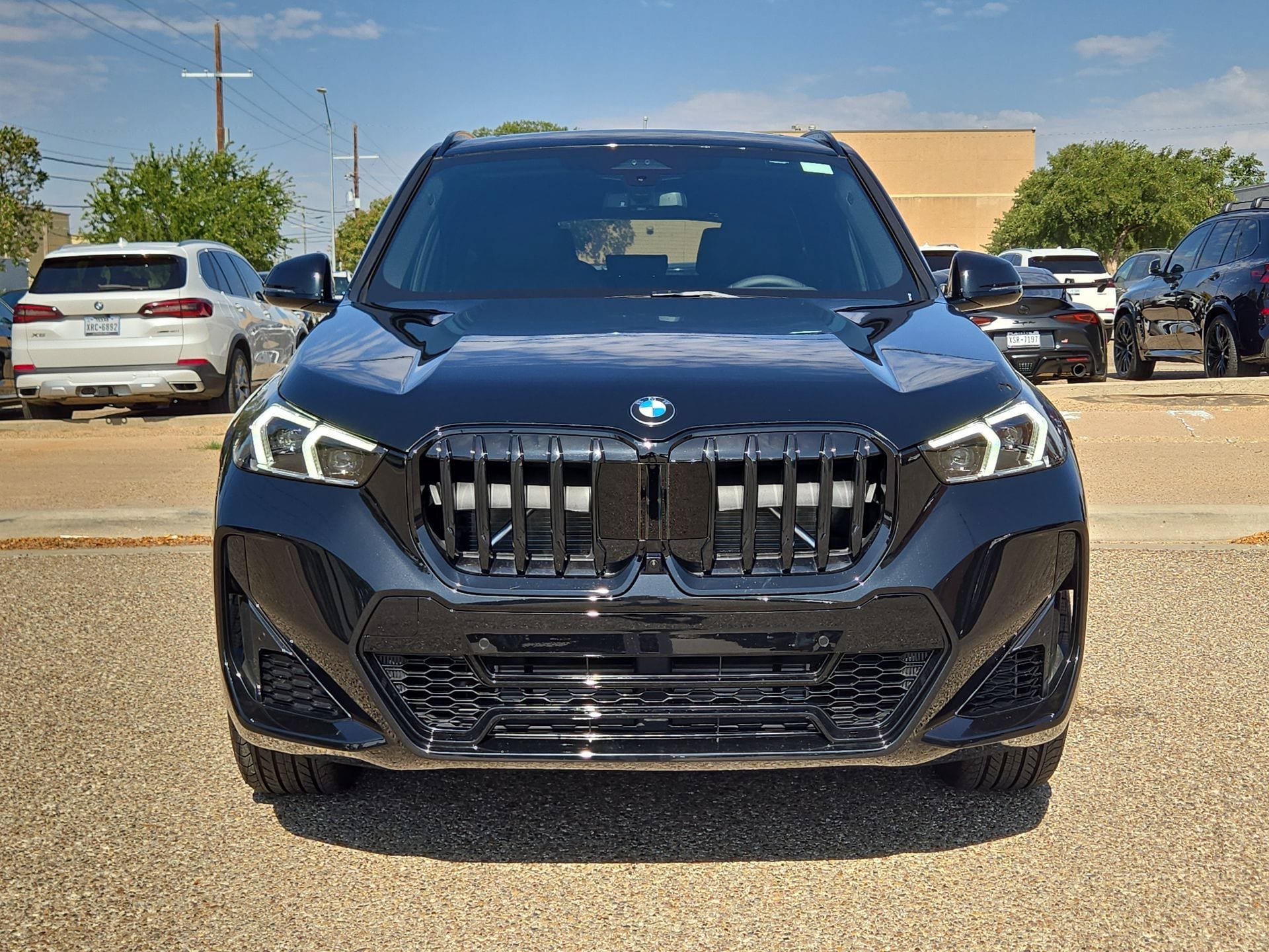 New 2026 BMW X1 xDrive28i w/ Technology Package AWD/4WD image 10