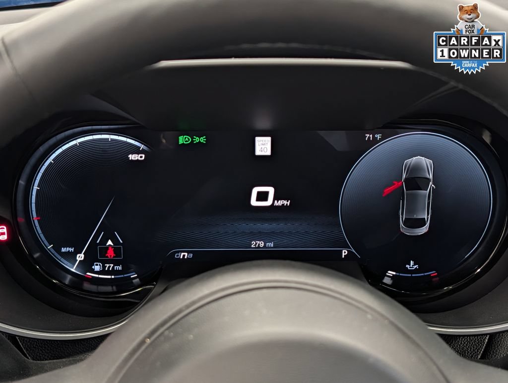 Used 2026 Alfa Romeo Giulia AWD image 16