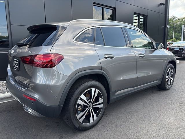 Used 2025 Mercedes-Benz GLA 250 4MATIC image 5