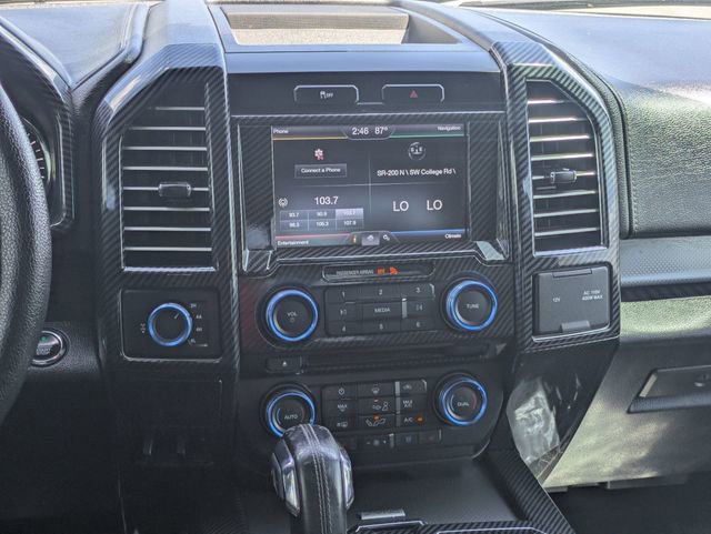 Used 2015 Ford F150 Lariat image 16