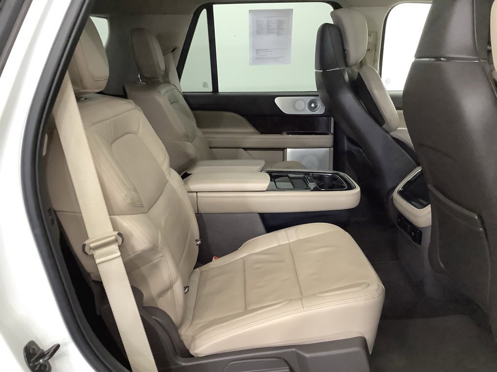 Used 2022 Lincoln Navigator Reserve image 33