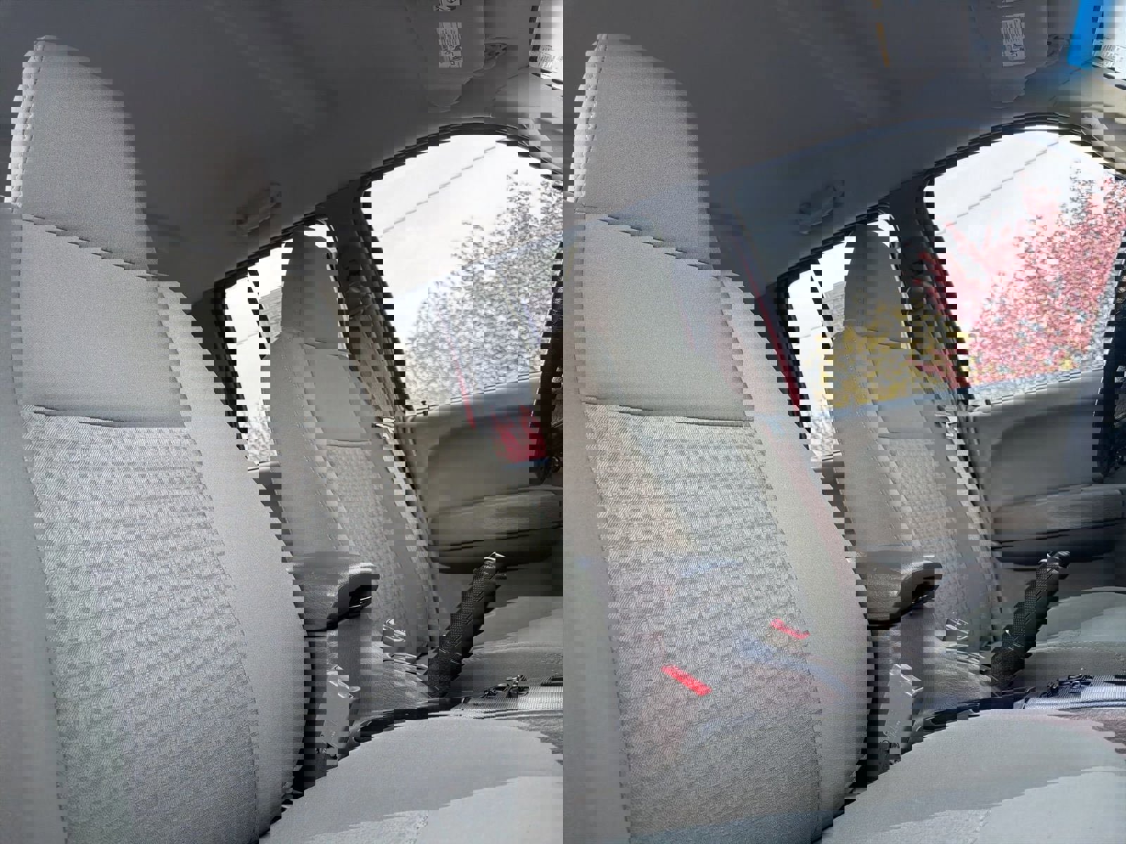 Used 2007 Jeep Liberty Sport AWD/4WD image 17