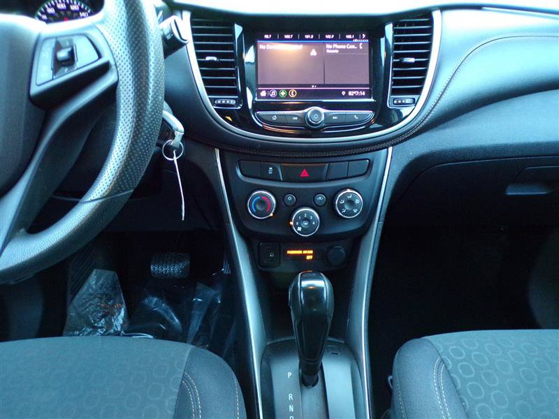 Used 2020 Chevrolet Trax LS w/ Fleet Convenience Package FWD image 30