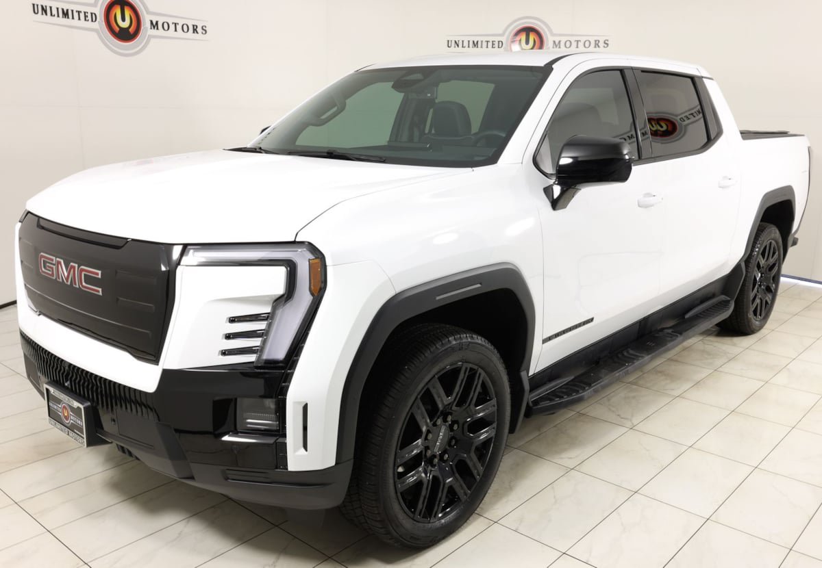 Used 2026 GMC Sierra EV Elevation w/ LPO, Elevation Dark Package AWD/4WD image 5