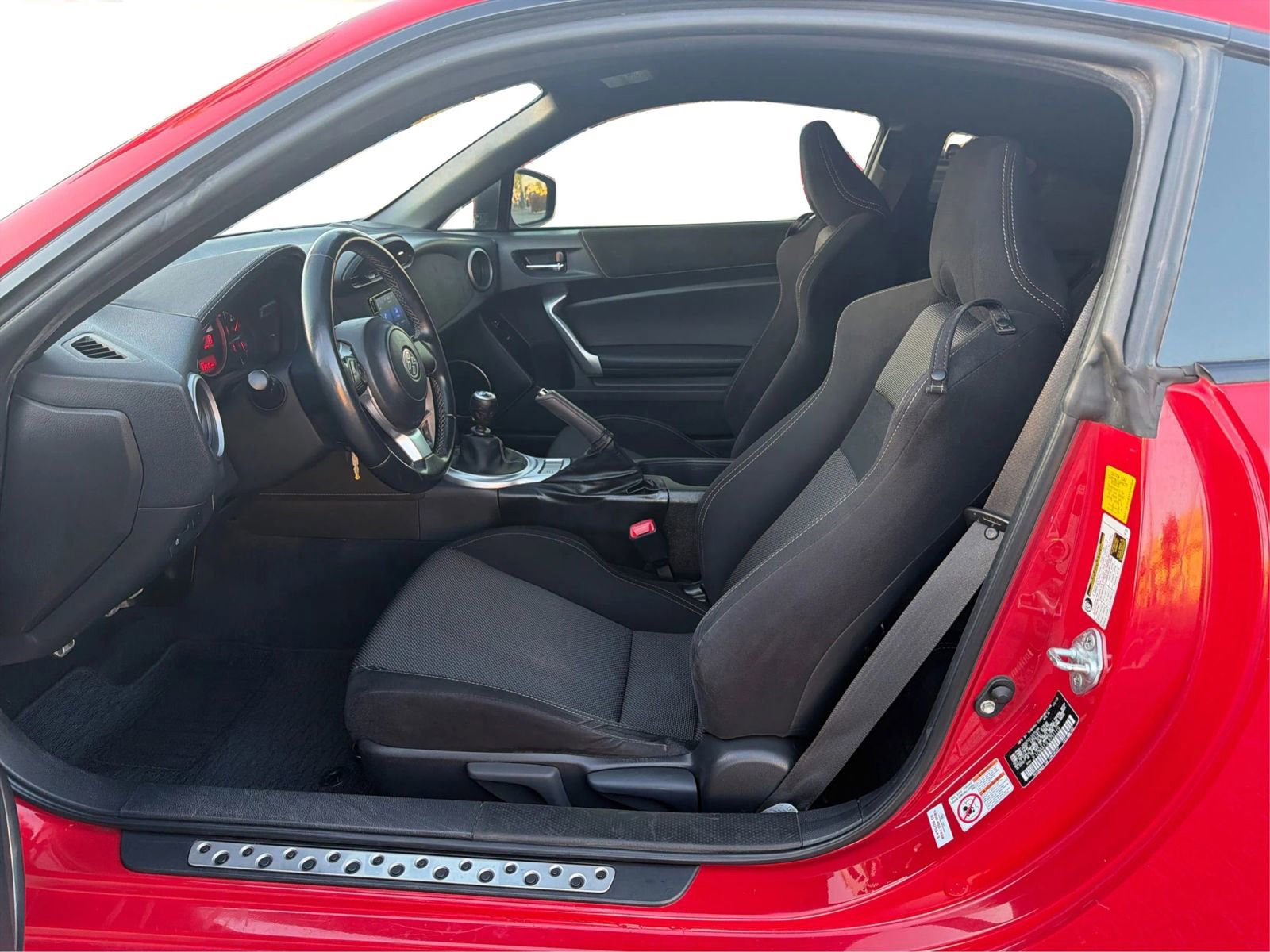 Used 2020 Toyota 86 RWD image 9